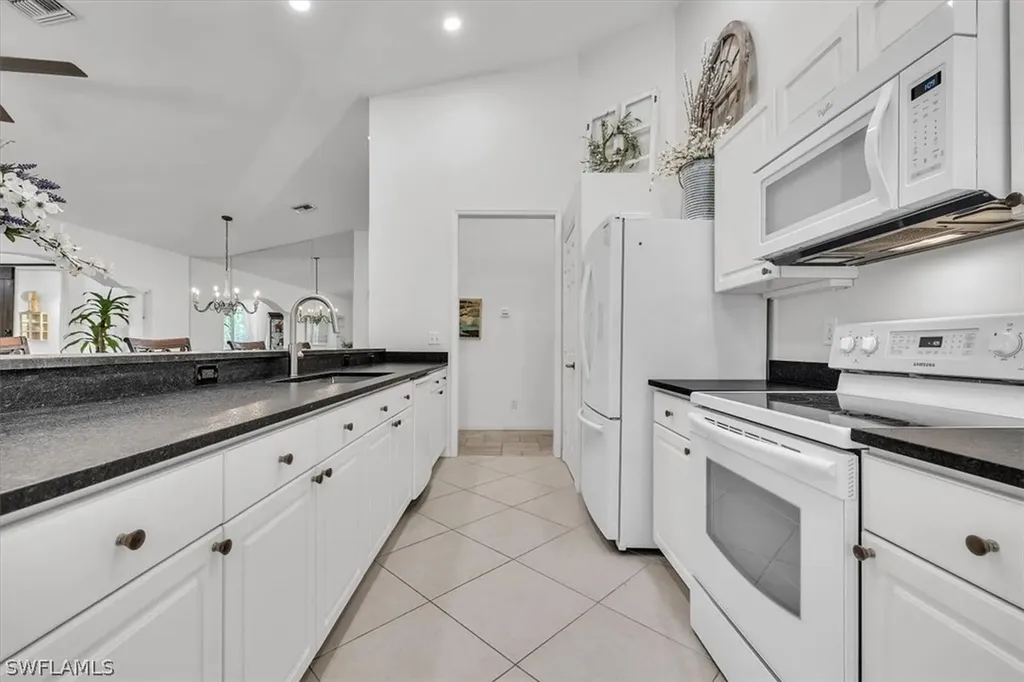 1215 Imperial Drive Naples FL 34110