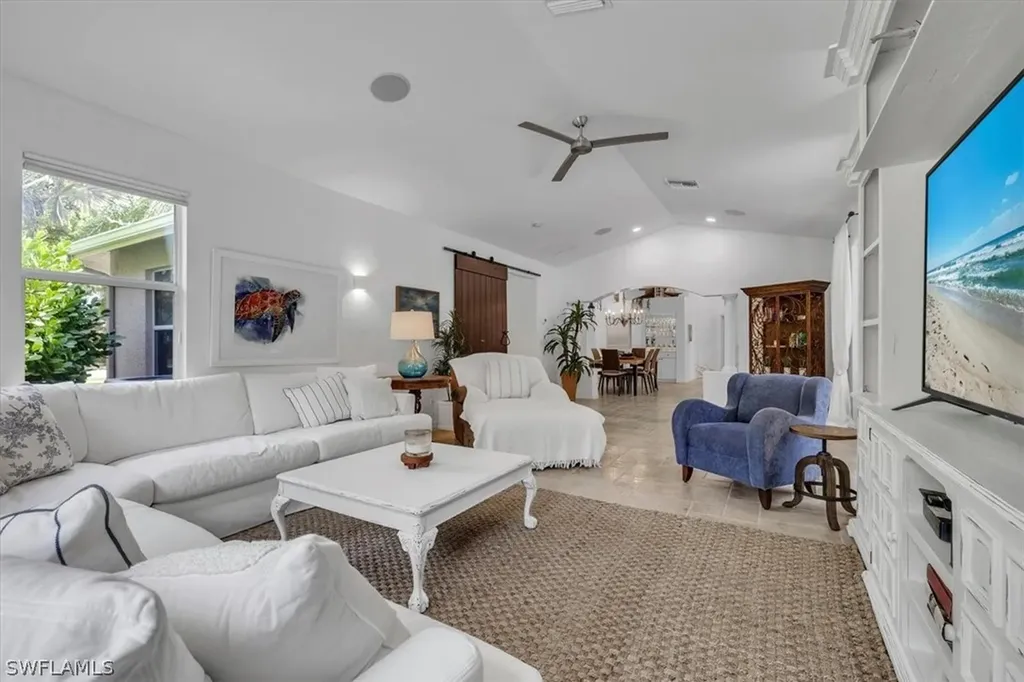 1215 Imperial Drive Naples FL 34110