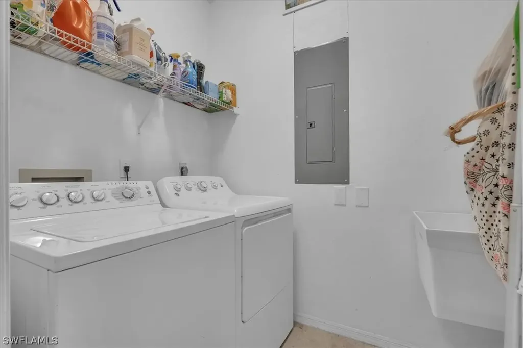 1215 Imperial Drive Naples FL 34110
