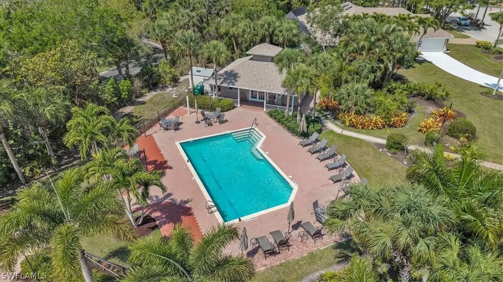 1215 Imperial Drive Naples FL 34110