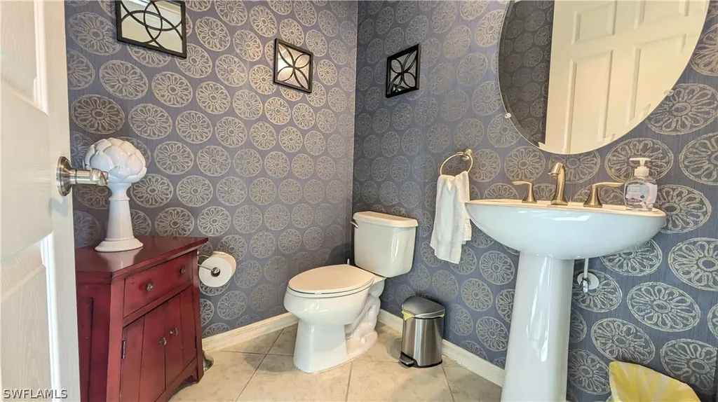 9055 Capistrano Street N Naples FL 34113