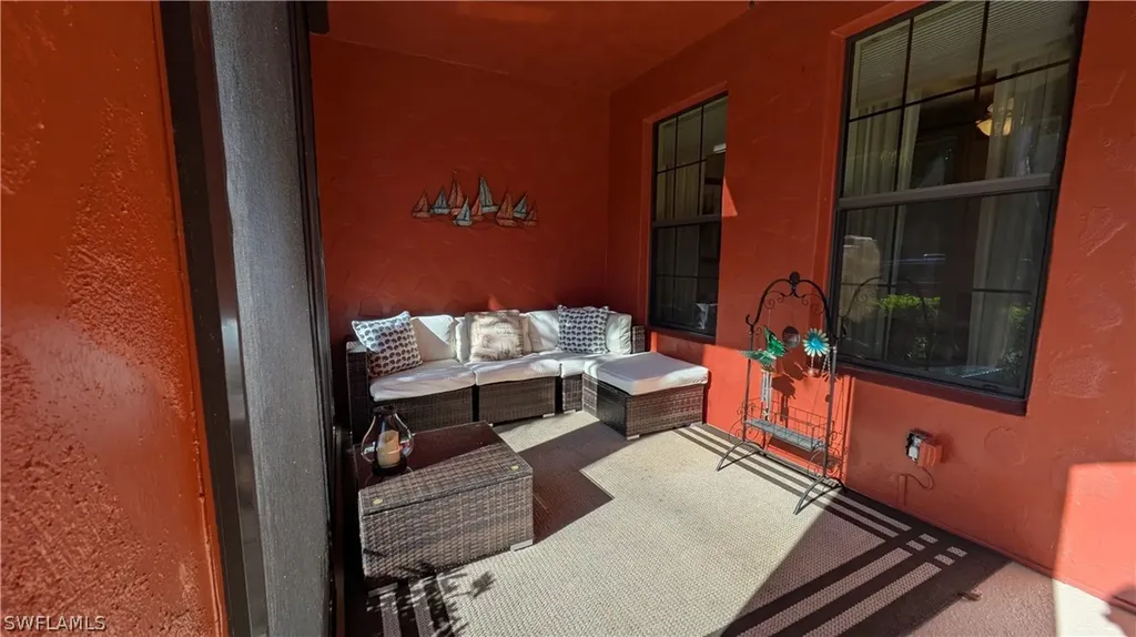 9055 Capistrano Street N Naples FL 34113