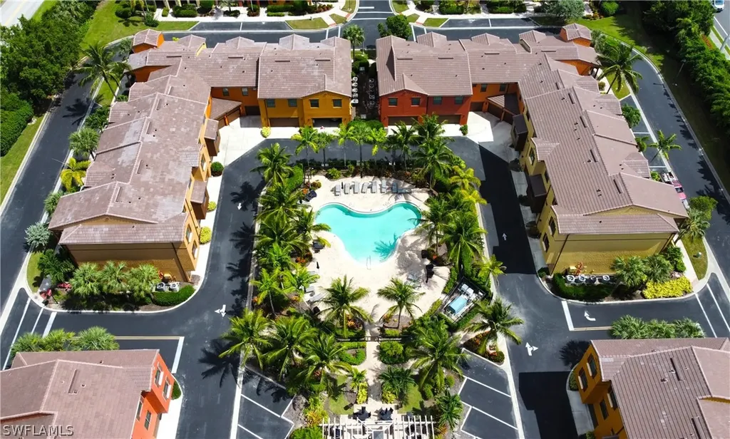 9055 Capistrano Street N Naples FL 34113