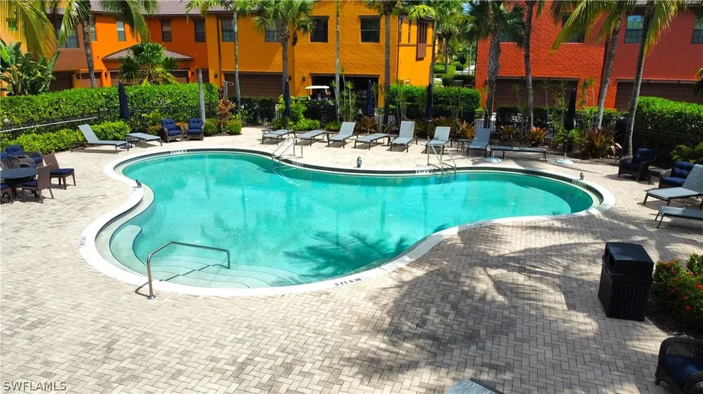 9055 Capistrano Street N Naples FL 34113