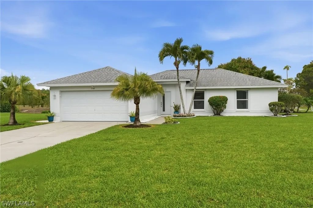 750 Cherry Blossom Court Naples FL 34120