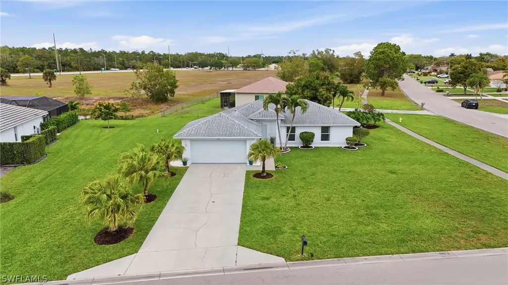 750 Cherry Blossom Court Naples FL 34120