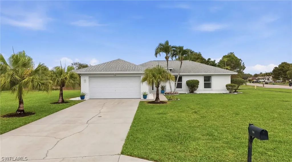 750 Cherry Blossom Court Naples FL 34120