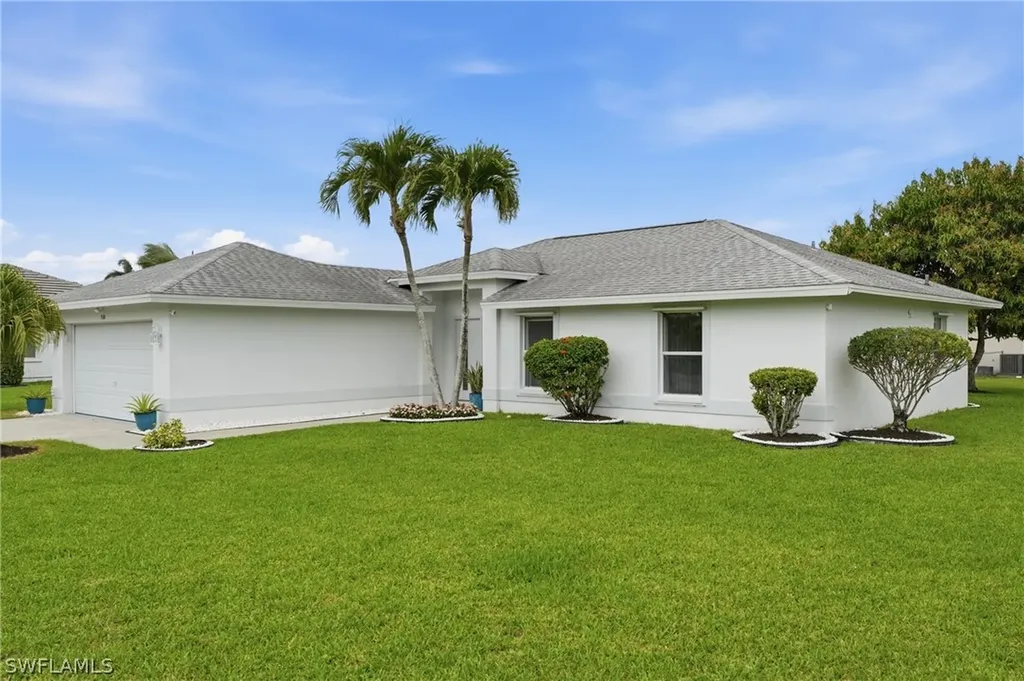 750 Cherry Blossom Court Naples FL 34120