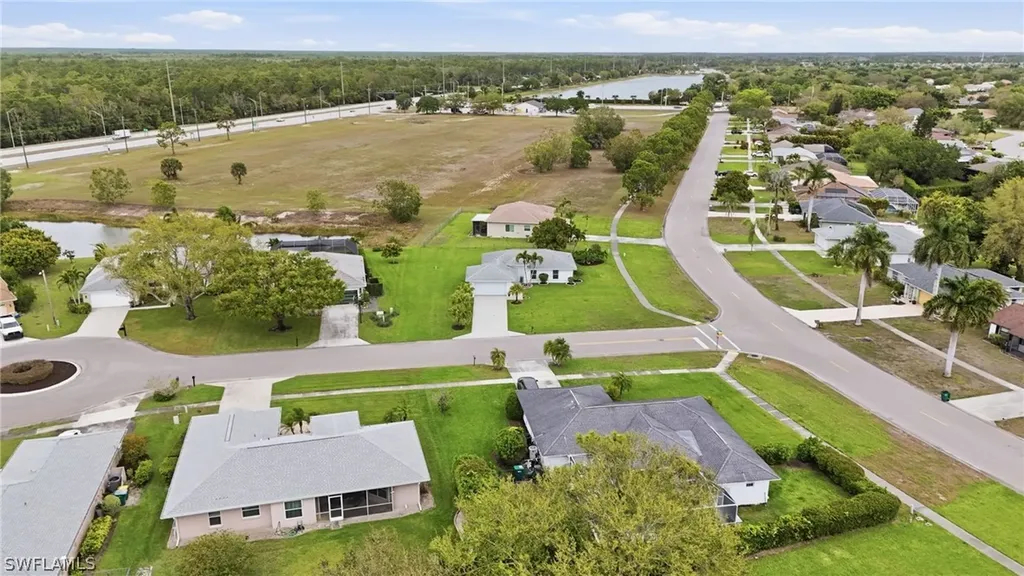 750 Cherry Blossom Court Naples FL 34120