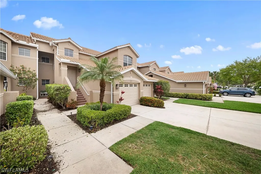 8457 Radcliffe Terrace Naples FL 34120