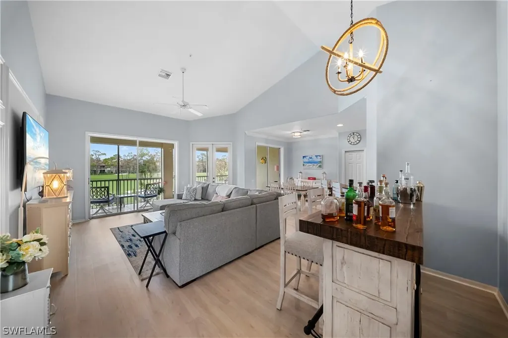 8457 Radcliffe Terrace Naples FL 34120