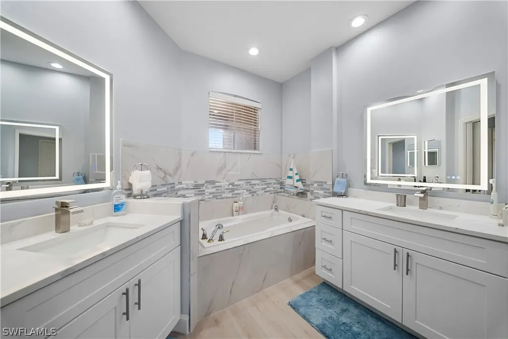 8457 Radcliffe Terrace Naples FL 34120