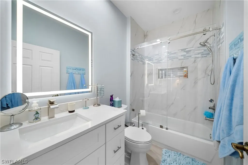 8457 Radcliffe Terrace Naples FL 34120