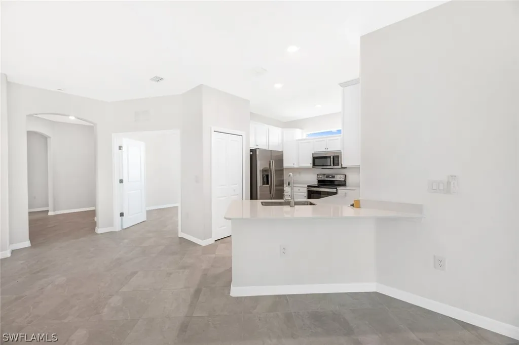 2672 Vine Avenue Naples FL 34120