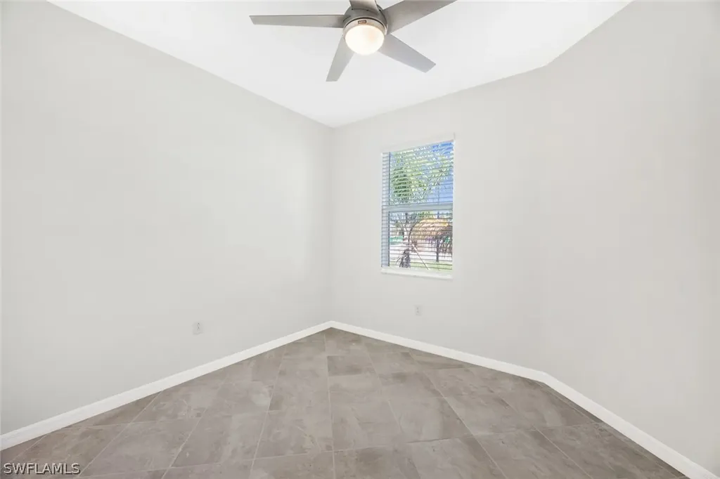2672 Vine Avenue Naples FL 34120
