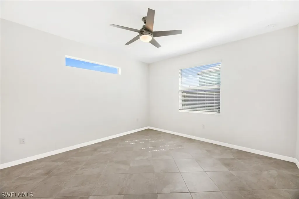 2672 Vine Avenue Naples FL 34120