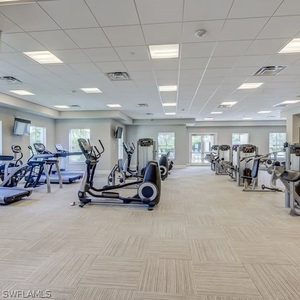 2672 Vine Avenue Naples FL 34120