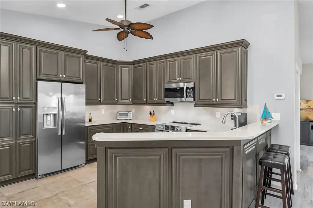 194 Newport Drive Naples FL 34114