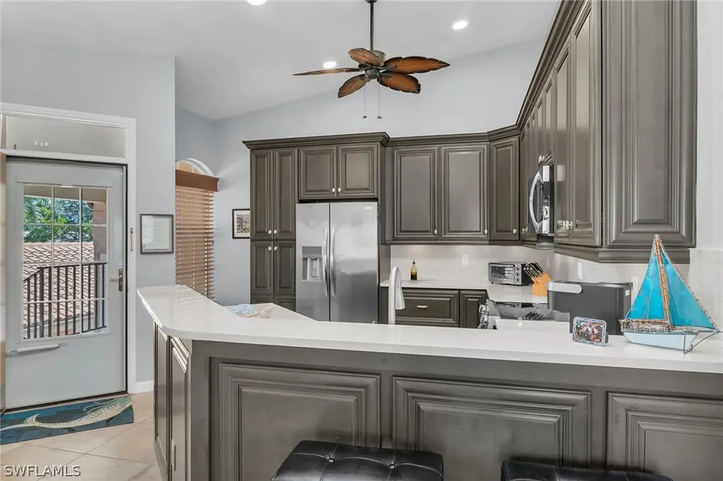 194 Newport Drive Naples FL 34114