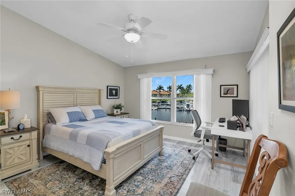 194 Newport Drive Naples FL 34114