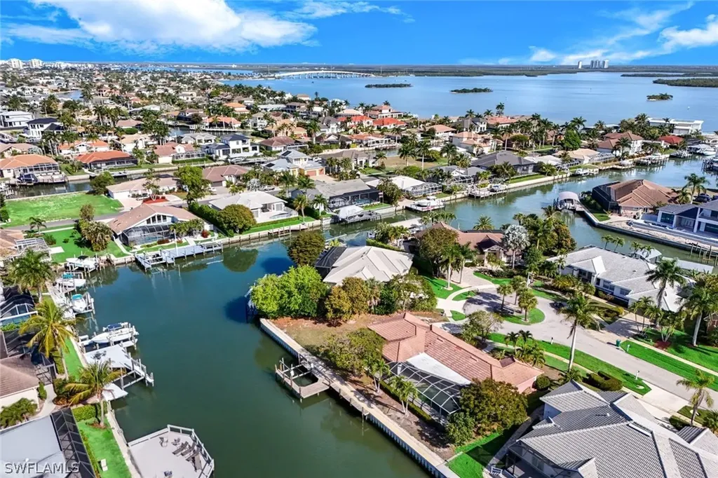 358 Grapewood Court Marco Island FL 34145