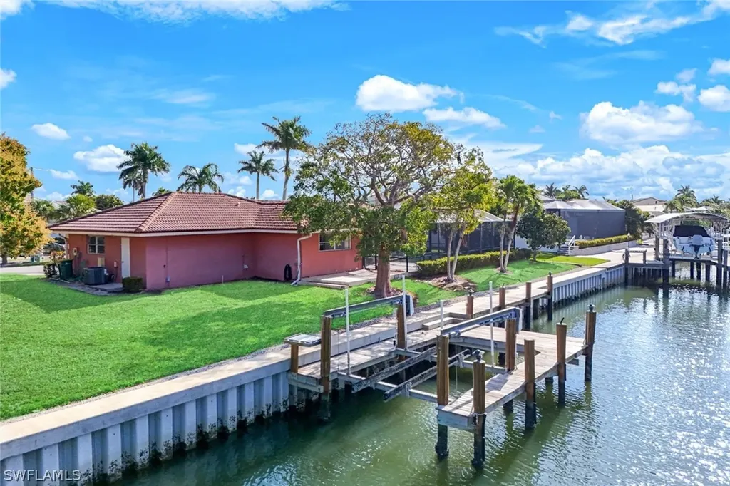 358 Grapewood Court Marco Island FL 34145