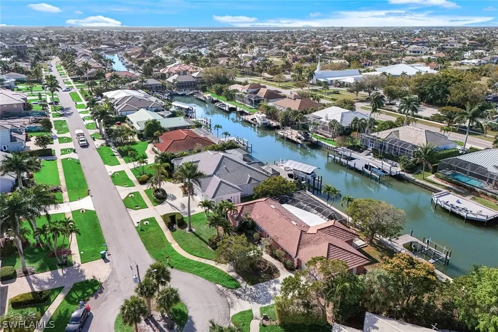 358 Grapewood Court Marco Island FL 34145