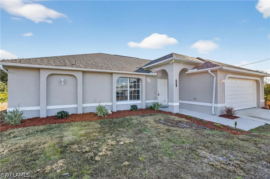 4307 12th Street SW Lehigh Acres FL 33976