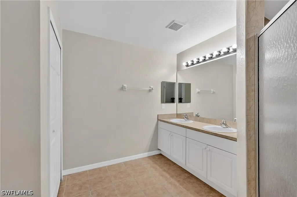 4307 12th Street SW Lehigh Acres FL 33976
