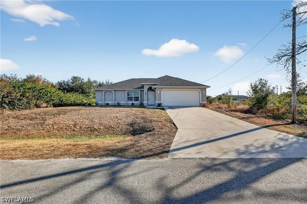 4307 12th Street SW Lehigh Acres FL 33976