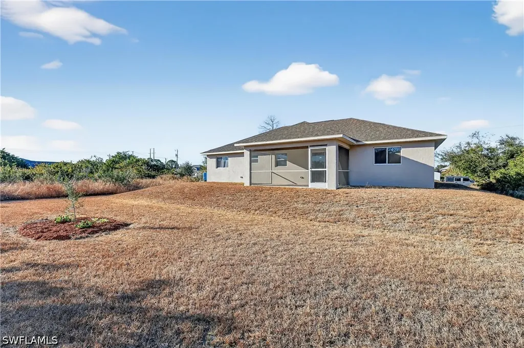 4307 12th Street SW Lehigh Acres FL 33976