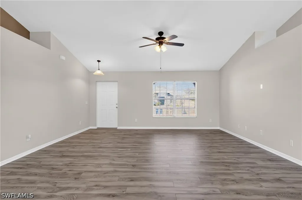 4307 12th Street SW Lehigh Acres FL 33976