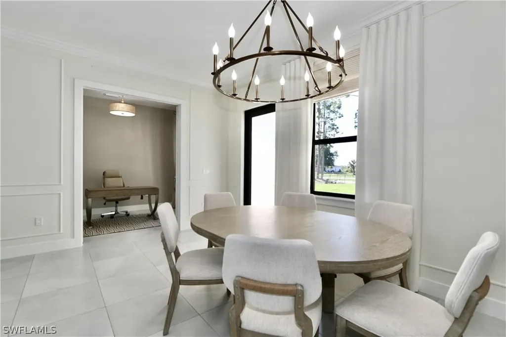 2017 47th Avenue NE Naples FL 34120