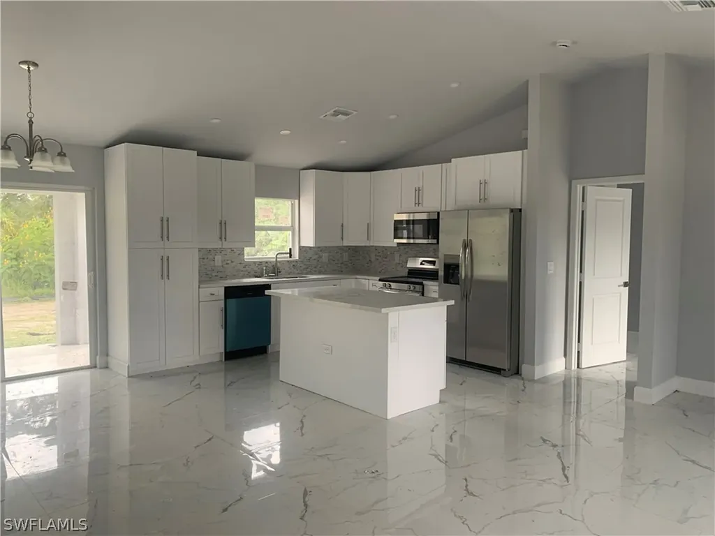 3211 43 Street SW Lehigh Acres FL 33976
