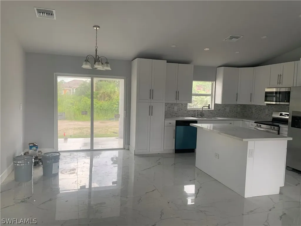 3211 43 Street SW Lehigh Acres FL 33976