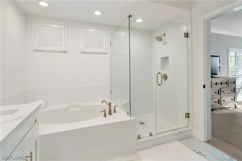 776 Willowbrook Drive Naples FL 34108