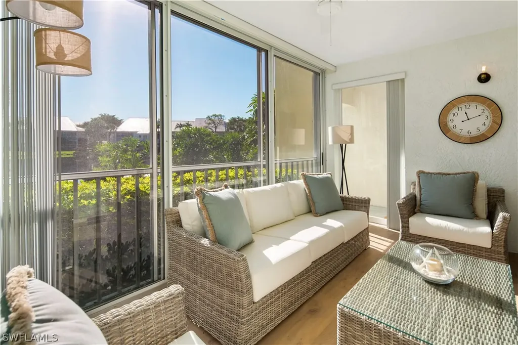 776 Willowbrook Drive Naples FL 34108