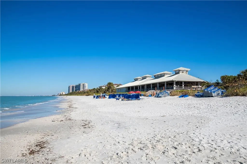 776 Willowbrook Drive Naples FL 34108