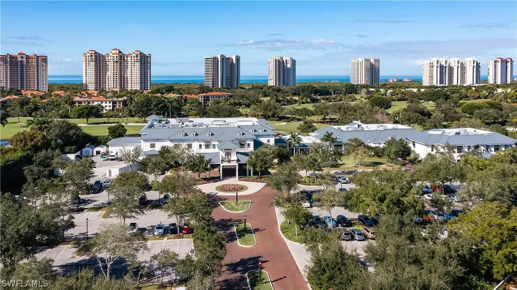 776 Willowbrook Drive Naples FL 34108