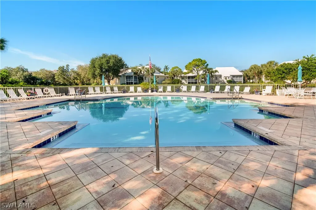 776 Willowbrook Drive Naples FL 34108