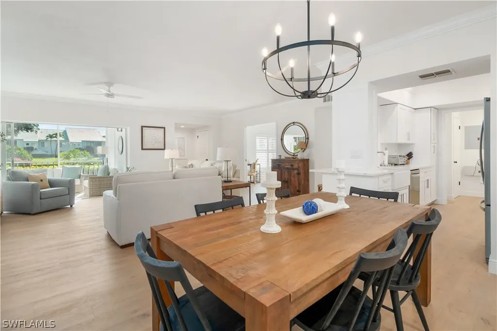 776 Willowbrook Drive Naples FL 34108