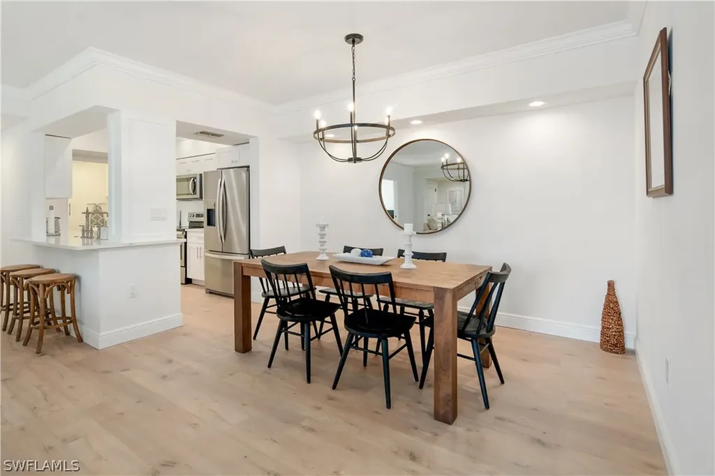 776 Willowbrook Drive Naples FL 34108
