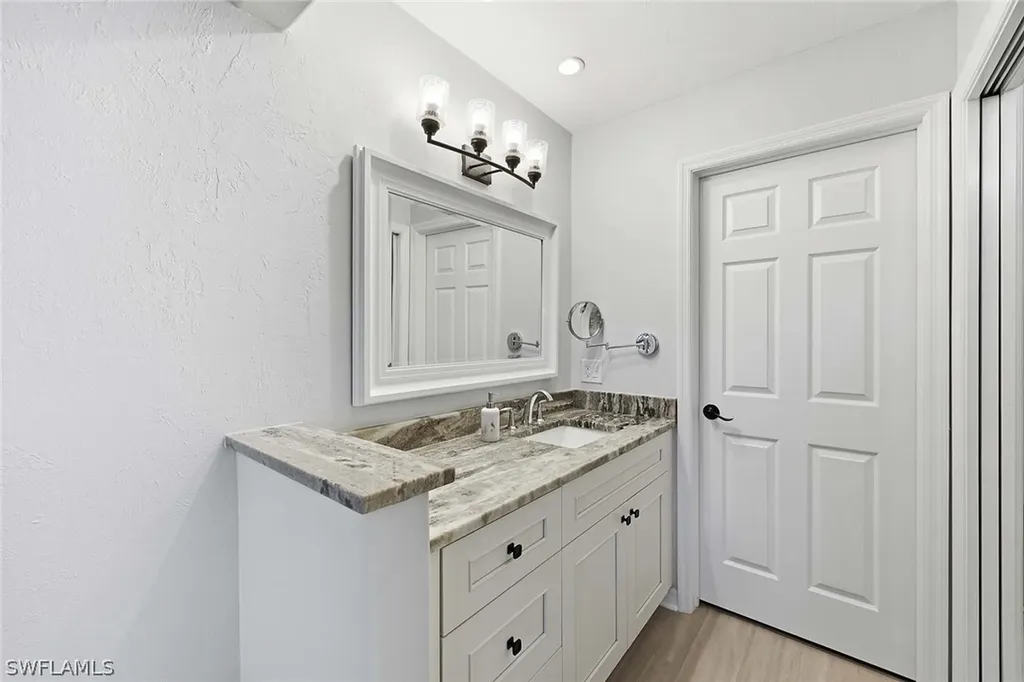 13205 Sherburne Circle Bonita Springs FL 34135