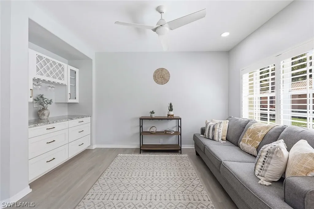 13205 Sherburne Circle Bonita Springs FL 34135