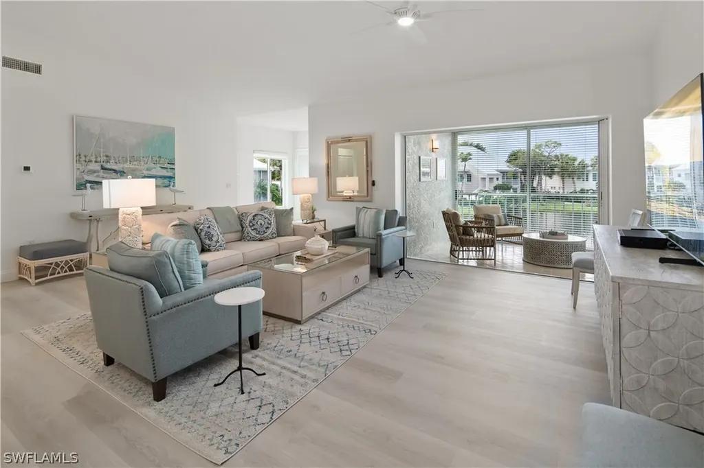 784 Willowbrook Drive Naples FL 34108