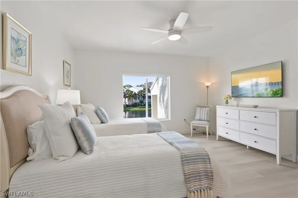 784 Willowbrook Drive Naples FL 34108