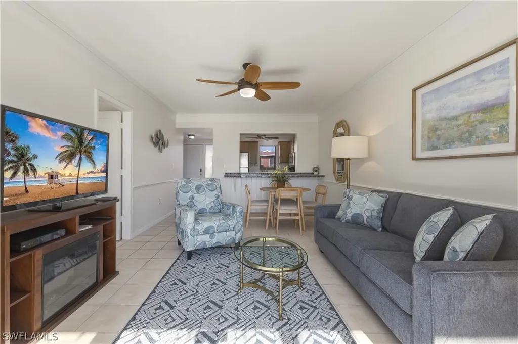 801 River Point Drive Naples FL 34102