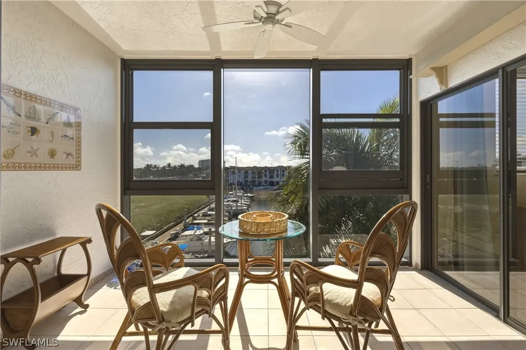 801 River Point Drive Naples FL 34102
