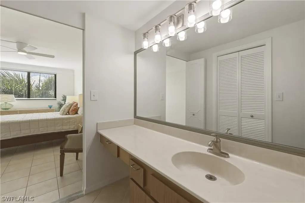 801 River Point Drive Naples FL 34102