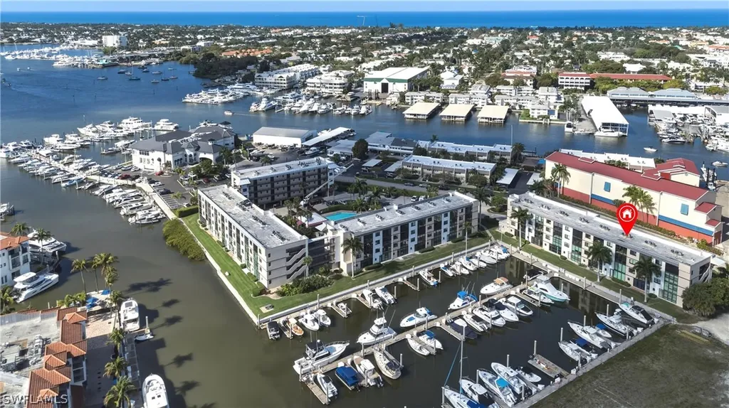 801 River Point Drive Naples FL 34102
